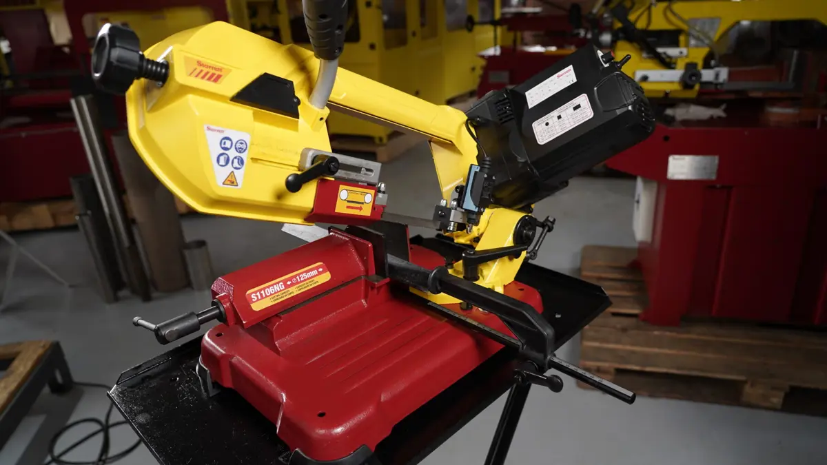 Starrett S1106NG +4 Stk 1440 x 13 x 0,65 mm Sägeblätter, Metallbandsäge, 850 Watt, Variable geschwindigkeit 30–80 m/min, Gährung 0-60°,Biro 22 Für Fleischerei Bandsägeblätter